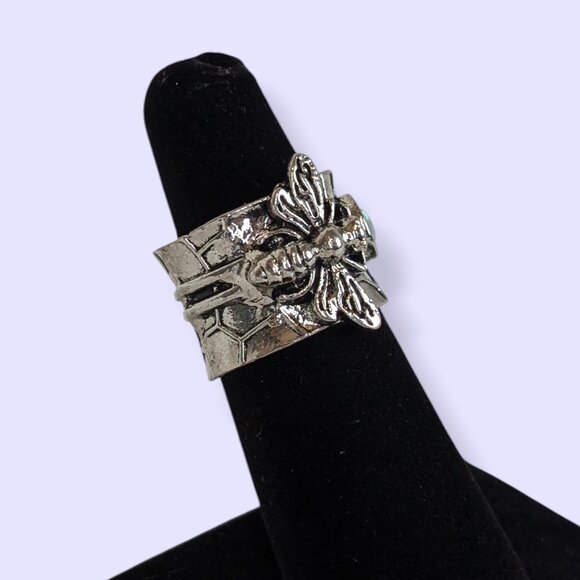 (2/$20) Iridescent Bumble Bee Ring - Picture 2 of 6